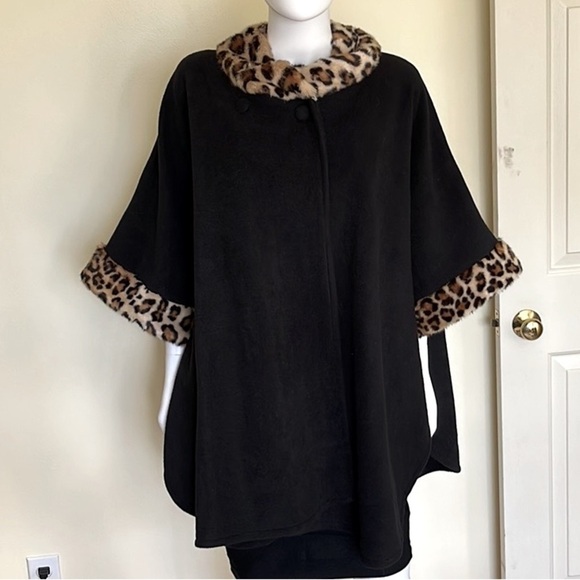 MIXIT Fleece Wrap Cape W/Faux Fur Trim. One Size. P10/A1650 - Picture 1 of 7